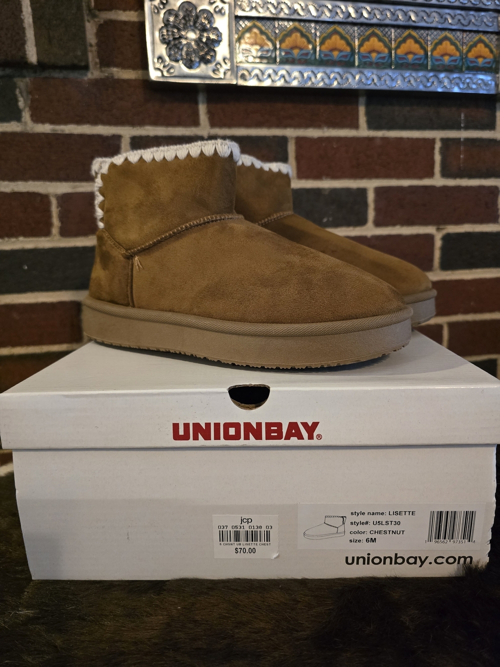 Unionbay Womens Chestnut Suede Cozy Booties